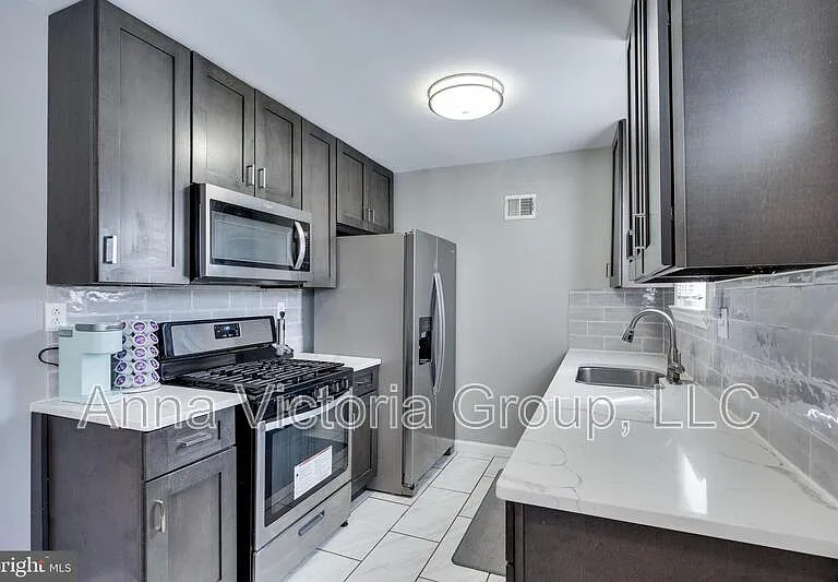 821 Maury Ave #1 — Photo 6
