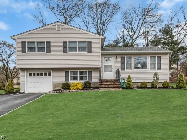 16 Highland Ave, Roxbury Twp., NJ 07876