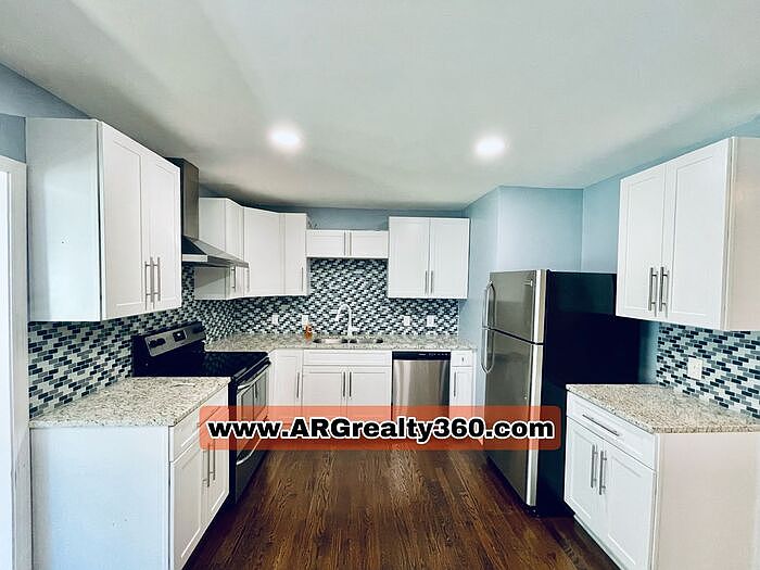 1st image of 4223 Theresa Ct