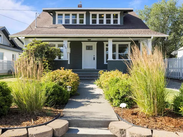 406 E 4th St, Grandview, WA 98930