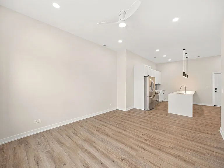 7512-7522 Madison Street — Photo 6