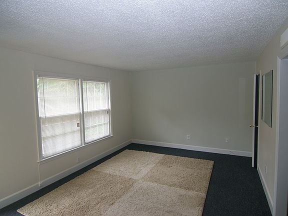 5th image of 417 W 4th St #B