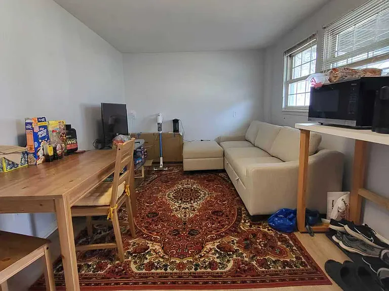 Montclair Dr — Photo 9