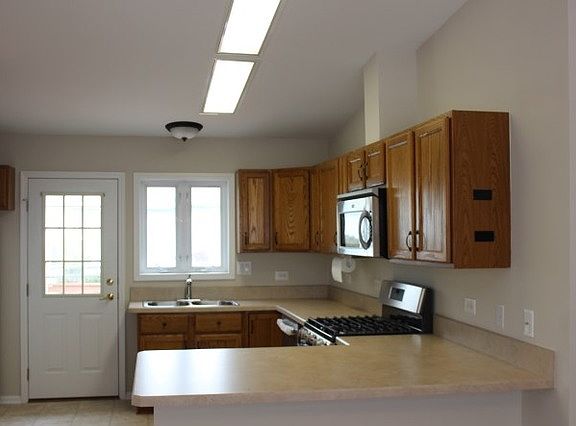 5th image of 605 Filly Ln