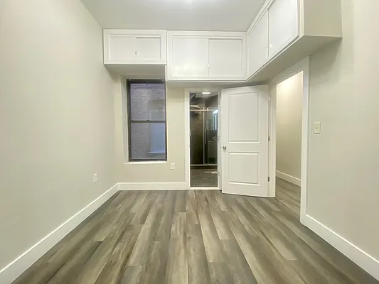 Rented by Dream Space Realty | media 22