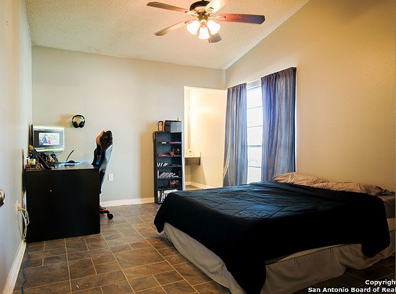 5th image of 9310 Brushy Point St