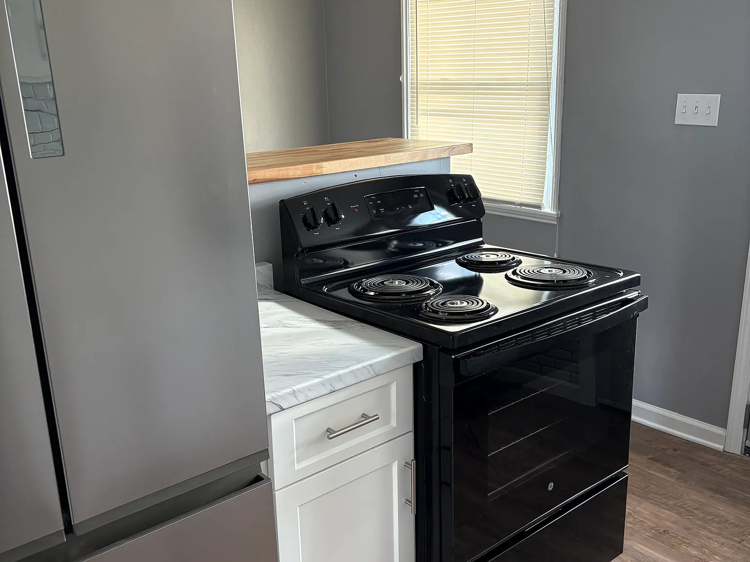 2 bed, 1000 sqft, $1,450 — Photo 4