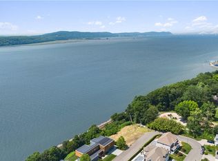 11 Fairlawn Ave, Dobbs Ferry, NY 10522