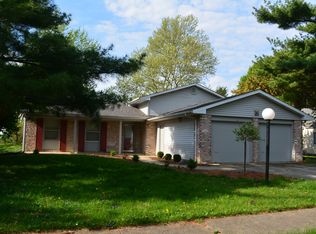 203 E Sherwin Dr, Urbana, IL