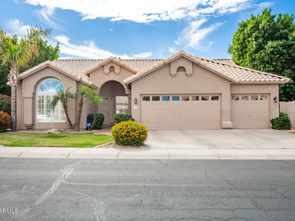 6209 W ROSE GARDEN Lane W, Glendale, AZ 85308