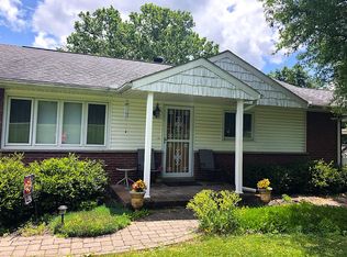 295 Rolling Meadows Rd, Waynesburg, PA 15370