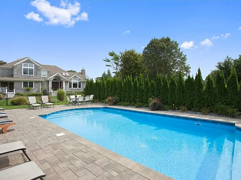 32 Honeysuckle Ln #C — Photo 3