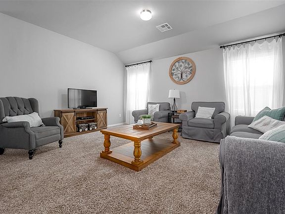 5th image of 9609 Kindsey Ave
