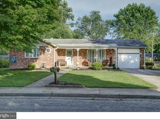 134 Delaware Dr, Pennsville, NJ 08070