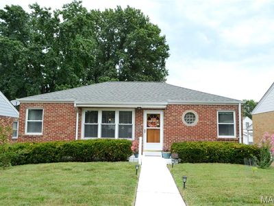 4739 Heege Rd, Saint Louis, MO, 63123