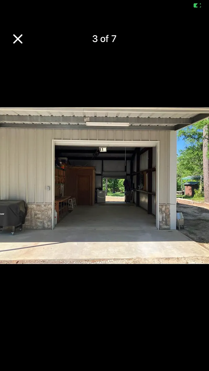 Building Photo - 350 County Road 374