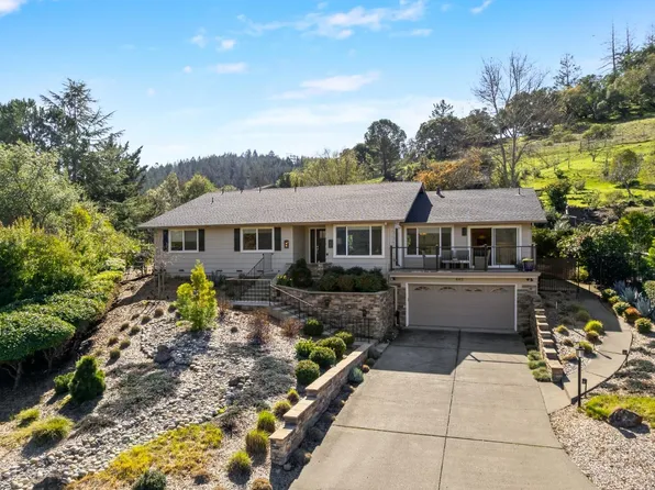 445 Oak Vista Drive, Santa Rosa, CA 95409