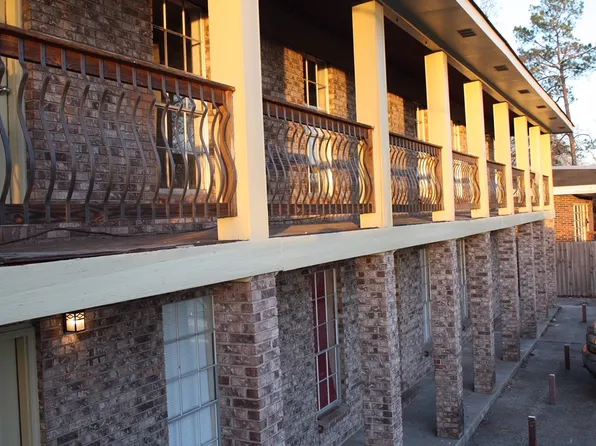 300 Petal Dr APT 6, Petal, MS 39465