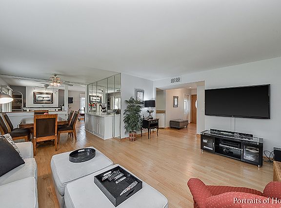 2nd image of 23W211 Woodcroft Dr