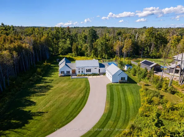 24 Windfield Dr W, Oro Medonte, ON L0L 2L0