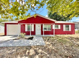 707 S 13th St, Copperas Cove, TX 76522