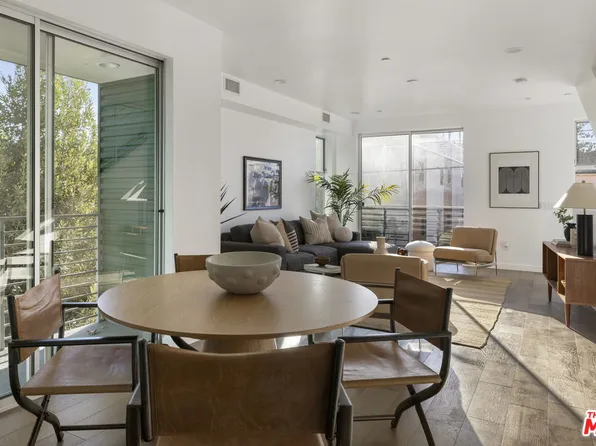1767 N New Hampshire Ave, Los Angeles, CA 90027