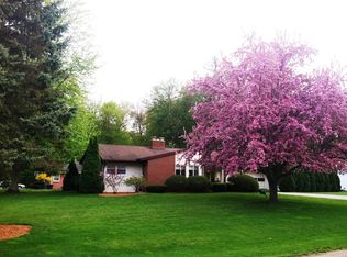 8015 Winchester Ct, Saginaw, MI 48609