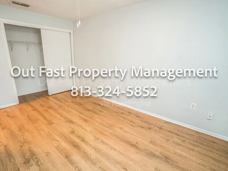 1273 Sylvia Ave — Photo 23