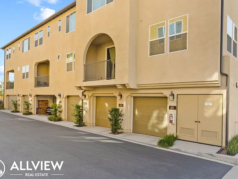 665 S Kinney Way — Photo 33