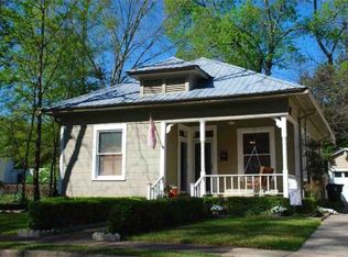 1017 S Bois D Arc Ave, Tyler, TX 75701