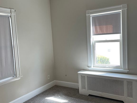 5th image of 23 Fairfield St #1