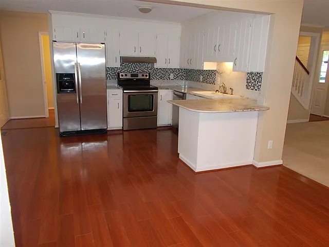 7600 Soaringfree Ln — Photo 2
