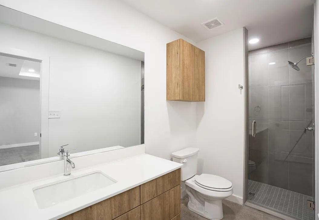 3925 Jenna Ln - UNIT D — Photo 4