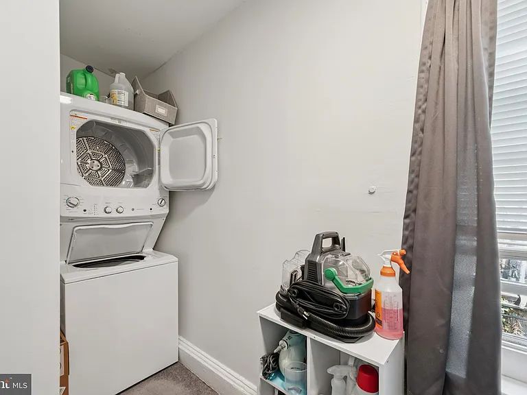 1833 Reed St — Photo 10