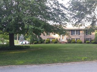 4257 Green Acres Dr, Ooltewah, TN 37363