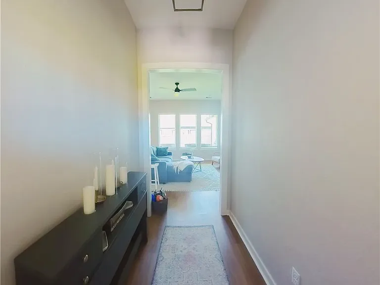 2105 Aleppo Ct — Photo 10