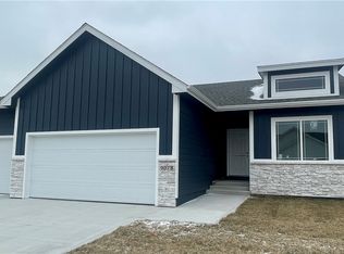 9078 Tatum Dr, West Des Moines, IA 50266