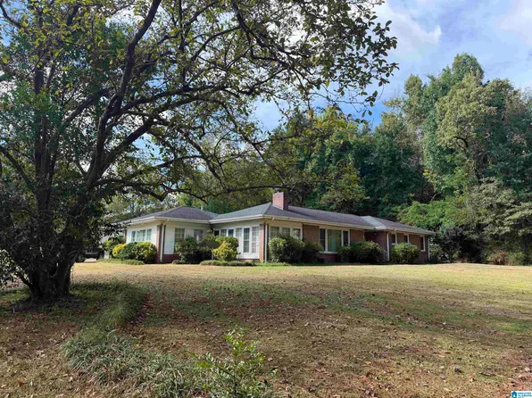 1628 29th Ave N, Hueytown, AL 35023