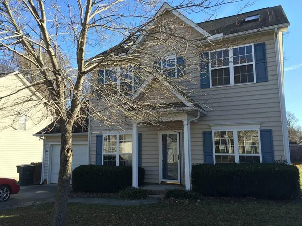 210 Devon Forrest Dr, Mooresville, NC 28115