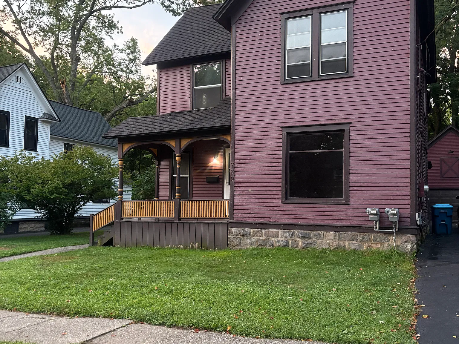 739 Minor Ave — Photo 1