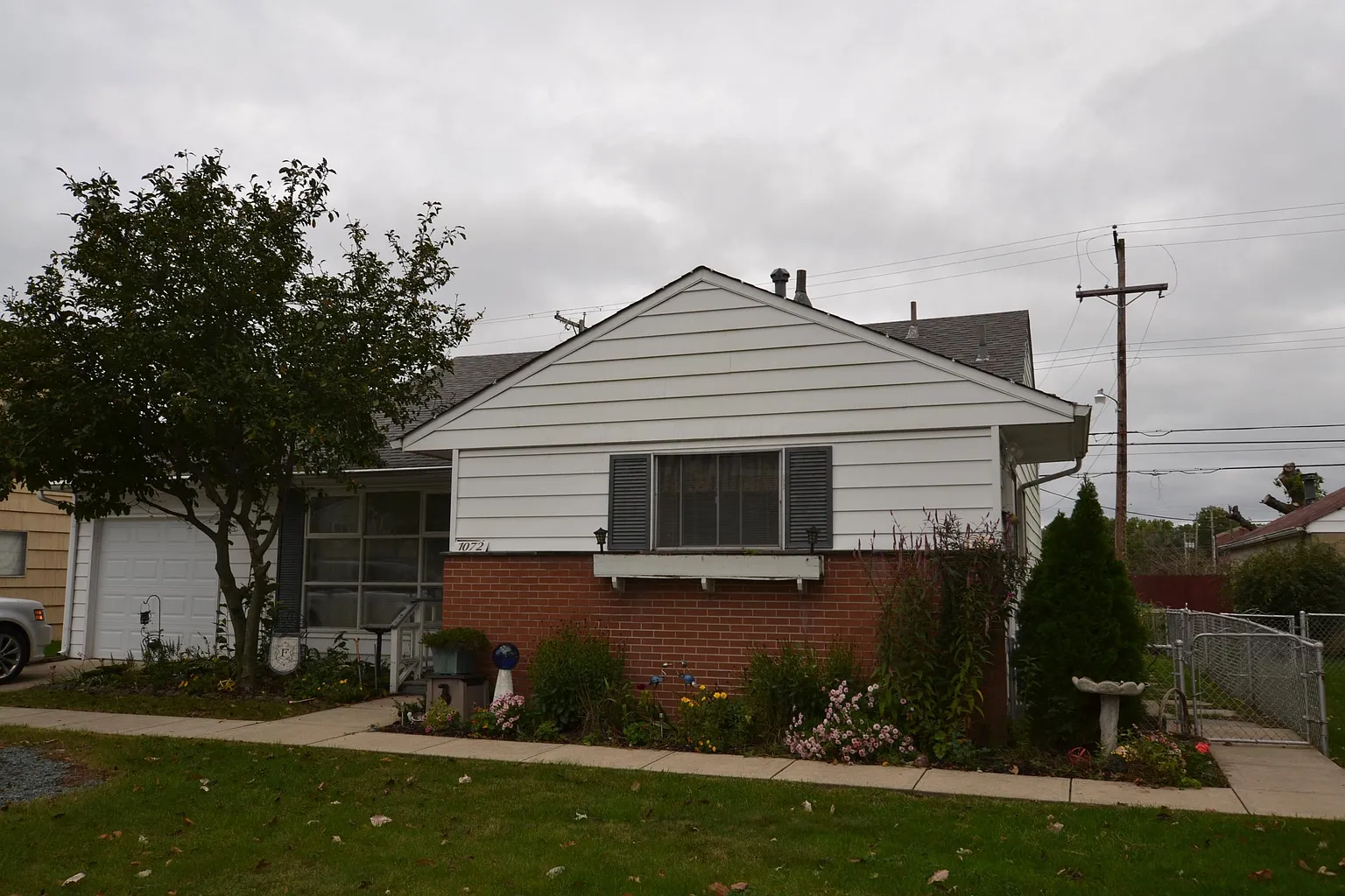 1072 Billie Dr photo 1