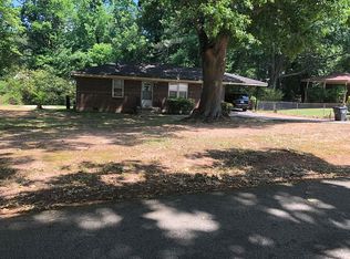 2062 Warren Dr, Mableton, GA