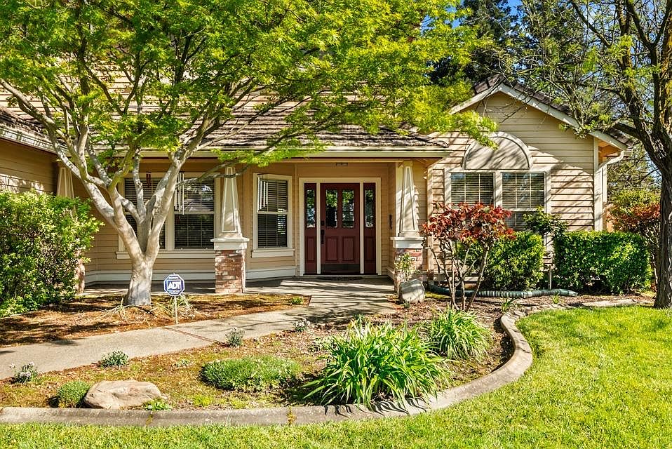2nd image of 9472 San Paulo Cir