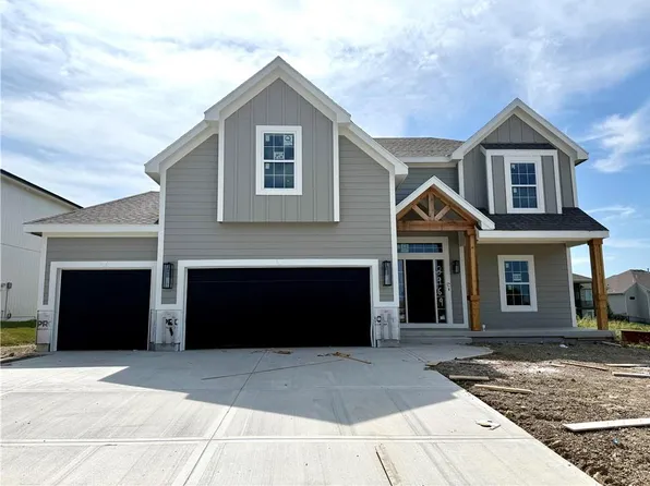 8969 NE 99th St, Kansas City, MO 64157