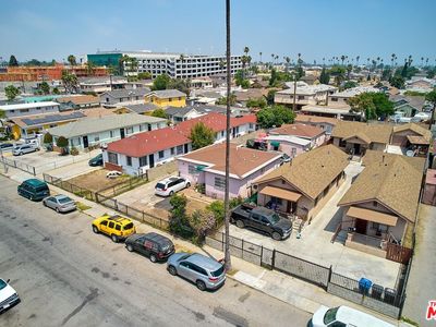 857 W 85th St, Los Angeles, CA, 90044