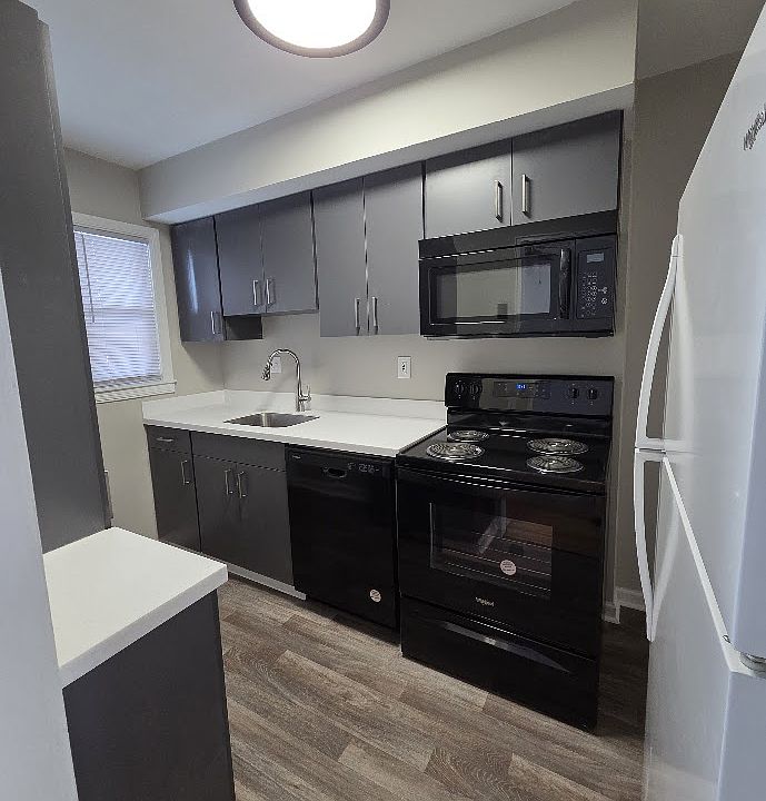 1st image of 5611 Selby Ct