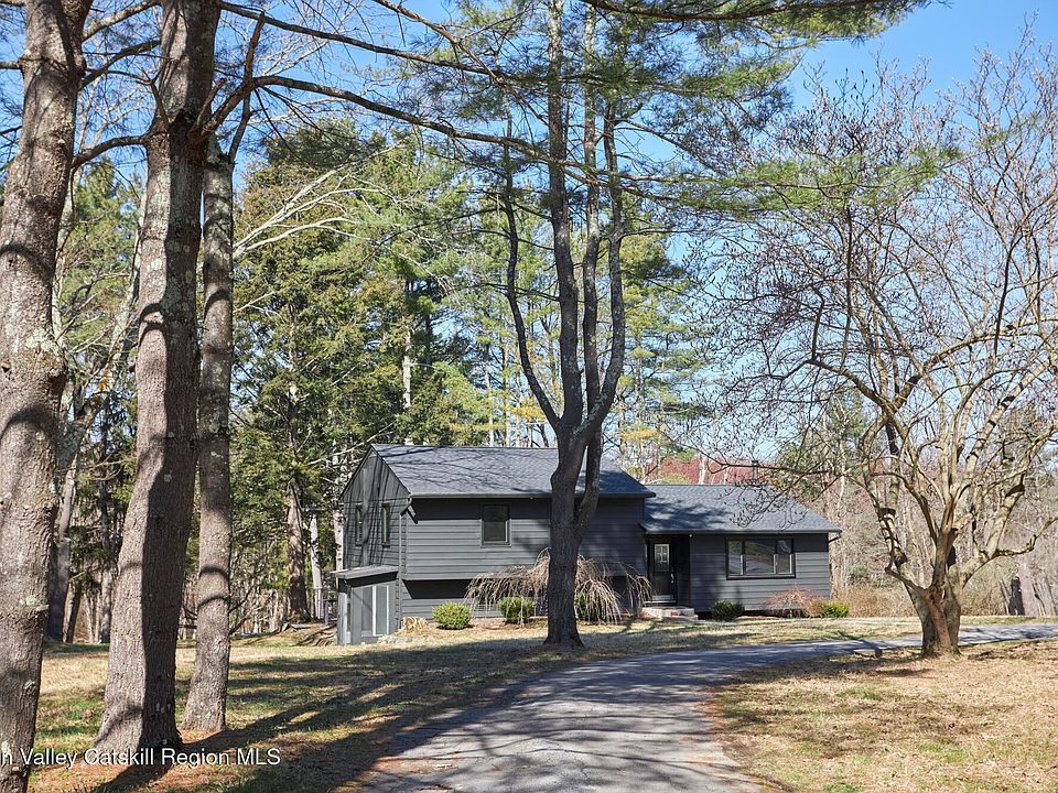 1st image of 361 Allen Road