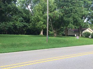 7688 Yankeetown Road, Newburgh, IN 47601