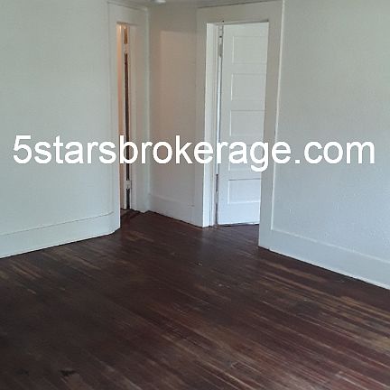3rd image of 809 21st Ave S
