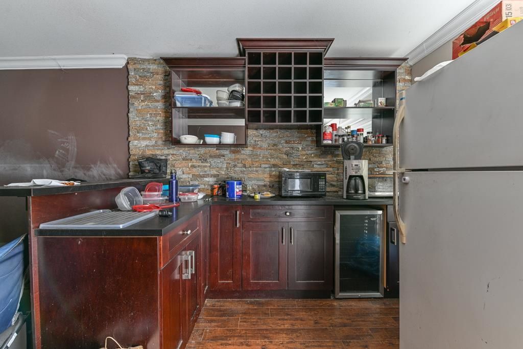 27784 Porter Dr, Abbotsford, BC - More
